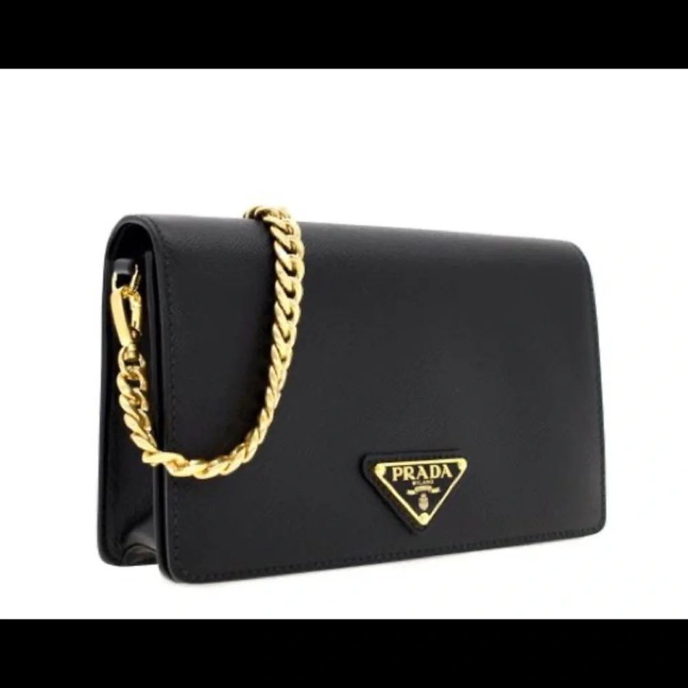Prada Crossbody - Authentic - Picture 1 of 6